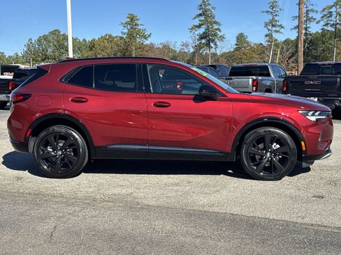 Used 2023 Buick Envision Preferred image 11