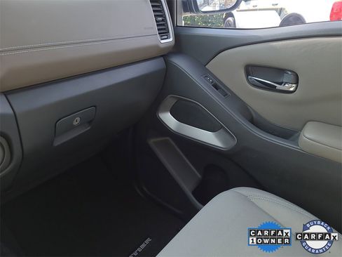 Used 2022 Nissan Frontier SV image 21