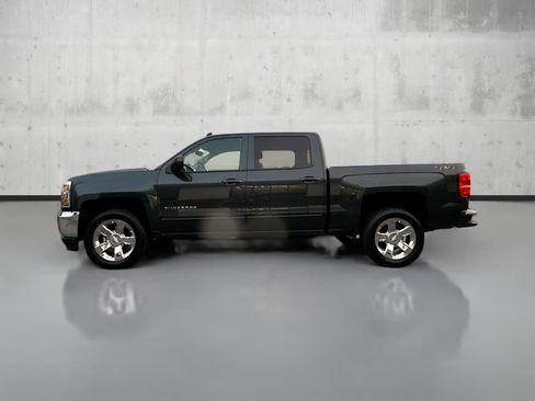 Used 2018 Chevrolet Silverado 1500 LT w/ LT Eassist Package image 4