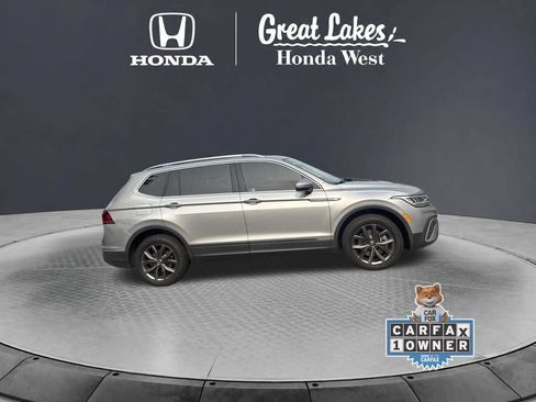 Used 2024 Volkswagen Tiguan SE w/ Panoramic Sunroof Package AWD/4WD image 8