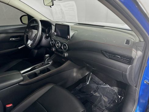 Certified 2023 Nissan Sentra SR w/ SR Premium Package image 37