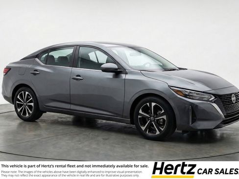 Used 2025 Nissan Sentra SV image 1