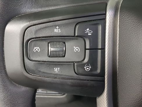 Used 2024 GMC Yukon XL Denali w/ Advanced Technology Package image 23