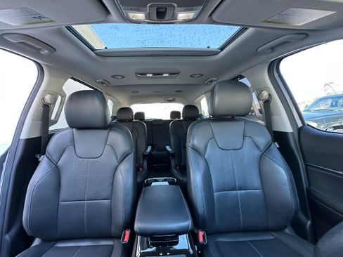 Used 2022 Kia Telluride EX w/ EX Premium Package image 27
