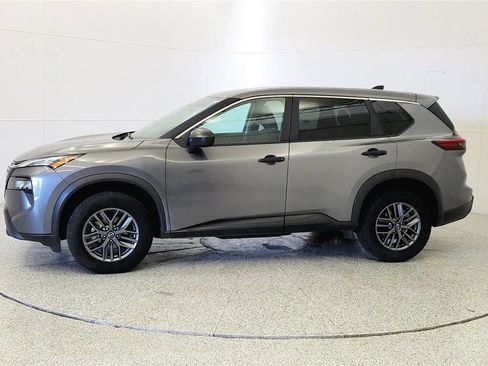Used 2024 Nissan Rogue S FWD image 4