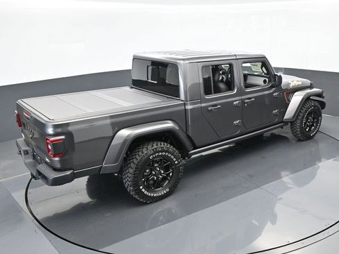 Used 2024 Jeep Gladiator Sport image 39