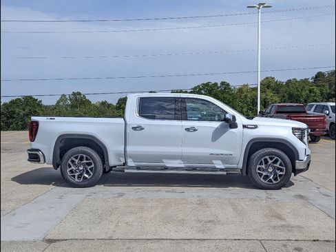 New 2026 GMC Sierra 1500 SLT w/ SLT Premium Plus Package AWD/4WD image 6