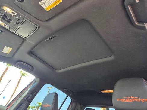 Used 2025 Honda Ridgeline TrailSport image 11