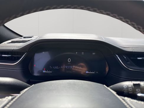 Used 2023 Jeep Grand Cherokee Overland w/ Adv Protech Group III image 34