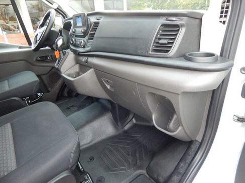 Used 2024 Ford Transit 250 Low Roof w/ Exterior Upgrade Package image 20