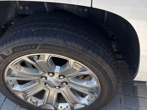 Used 2016 GMC Yukon Denali w/ Open Road Package image 12