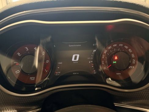 Used 2019 Dodge Challenger SRT Hellcat Redeye image 21