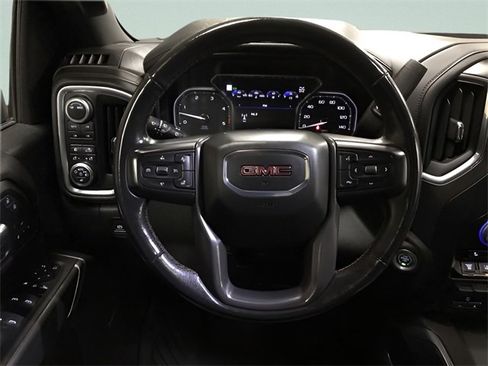 Used 2020 GMC Sierra 2500 AT4 w/ AT4 Premium Package image 18