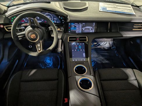 New 2026 Porsche Taycan 4 Cross Turismo image 7