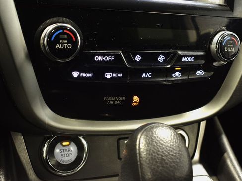 Used 2020 Nissan Murano S w/ Technology Package image 24