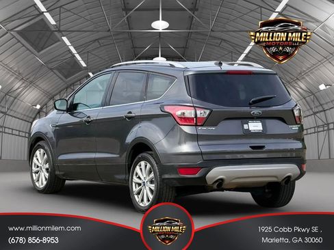 Used 2017 Ford Escape Titanium FWD image 9