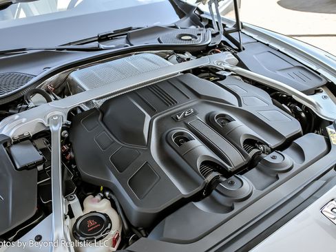 New 2026 Bentley Flying Spur Plug-In Hybrid image 17