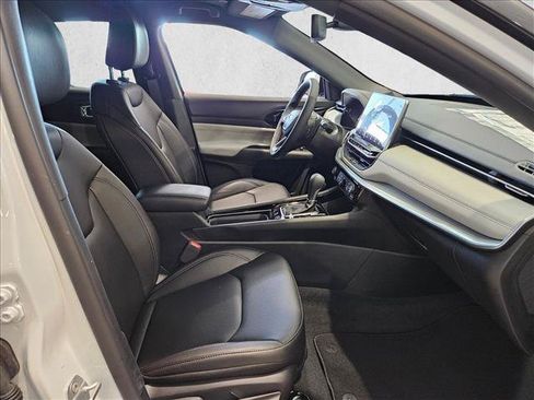 New 2026 Jeep Compass Limited AWD/4WD image 15