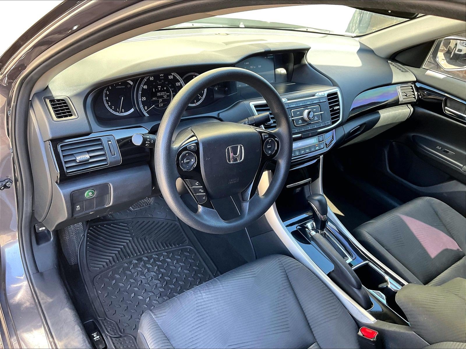 Used 2016 Honda Accord LX image 14