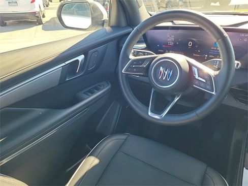 Certified 2025 Buick Enclave Preferred image 14