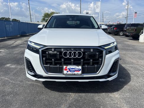 Used 2025 Audi Q7 3.0T Premium Plus AWD/4WD image 8