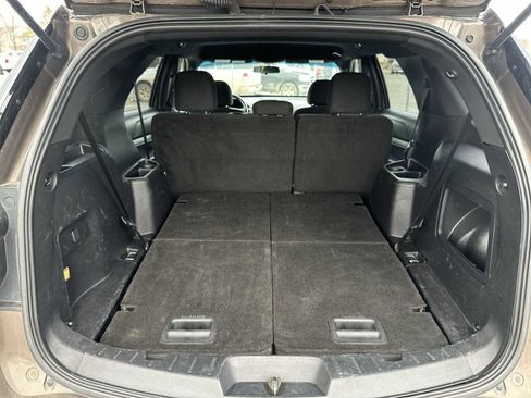 Used 2016 Ford Explorer XLT image 18