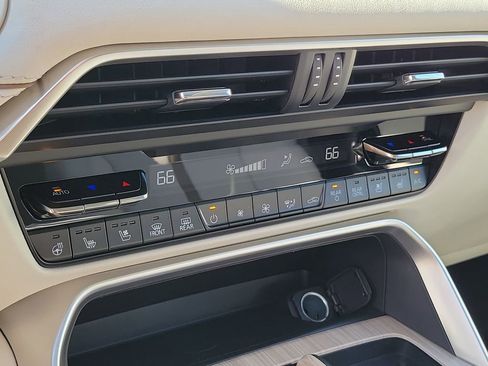 New 2026 MAZDA CX-90 Plug-In Hybrid w/ Premium Plus image 30