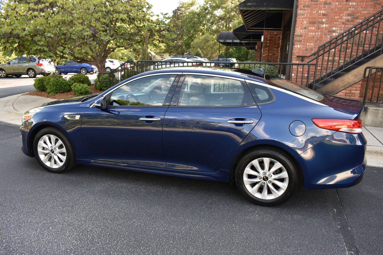 Used 2016 Kia Optima EX w/ Premium Package FWD image 43