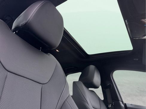 Used 2024 BMW i4 eDrive35 w/ Premium Package image 16