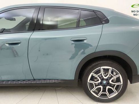 Used 2025 BMW X2 xDrive28i w/ Premium Package AWD/4WD image 10