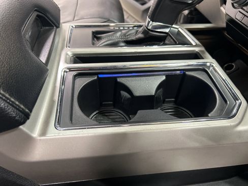 Used 2016 Ford F150 Lariat w/ Equipment Group 502A Luxury image 40