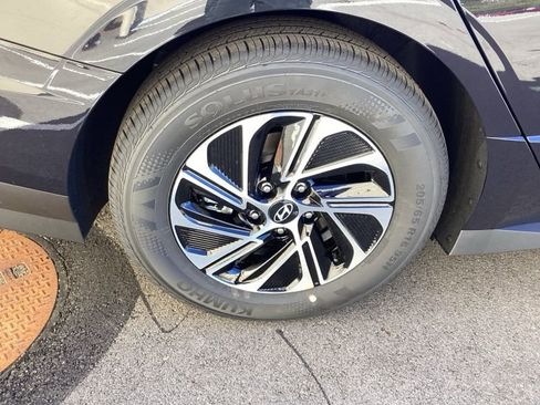 New 2026 Hyundai Sonata Blue FWD image 9