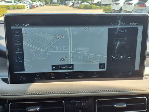 Used 2022 Lincoln Nautilus FWD w/ Premium Package image 32