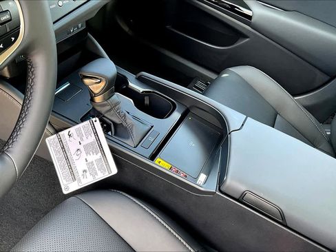 New 2025 Lexus ES 350 w/ Premium Package image 11