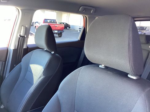 Used 2023 Nissan Rogue S image 22