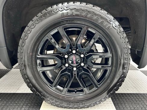 Used 2021 GMC Sierra 1500 Elevation image 8