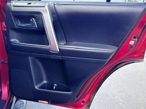 Used 2019 Toyota 4Runner SR5 Premium image 22