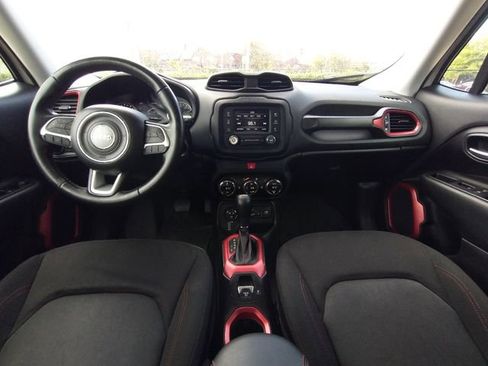 Used 2017 Jeep Renegade Trailhawk w/ Popular Equipment Group image 50