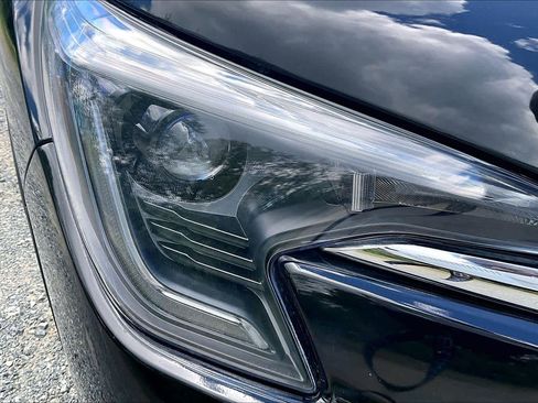 Used 2023 Subaru Ascent Premium w/ Convenience Package AWD/4WD image 28