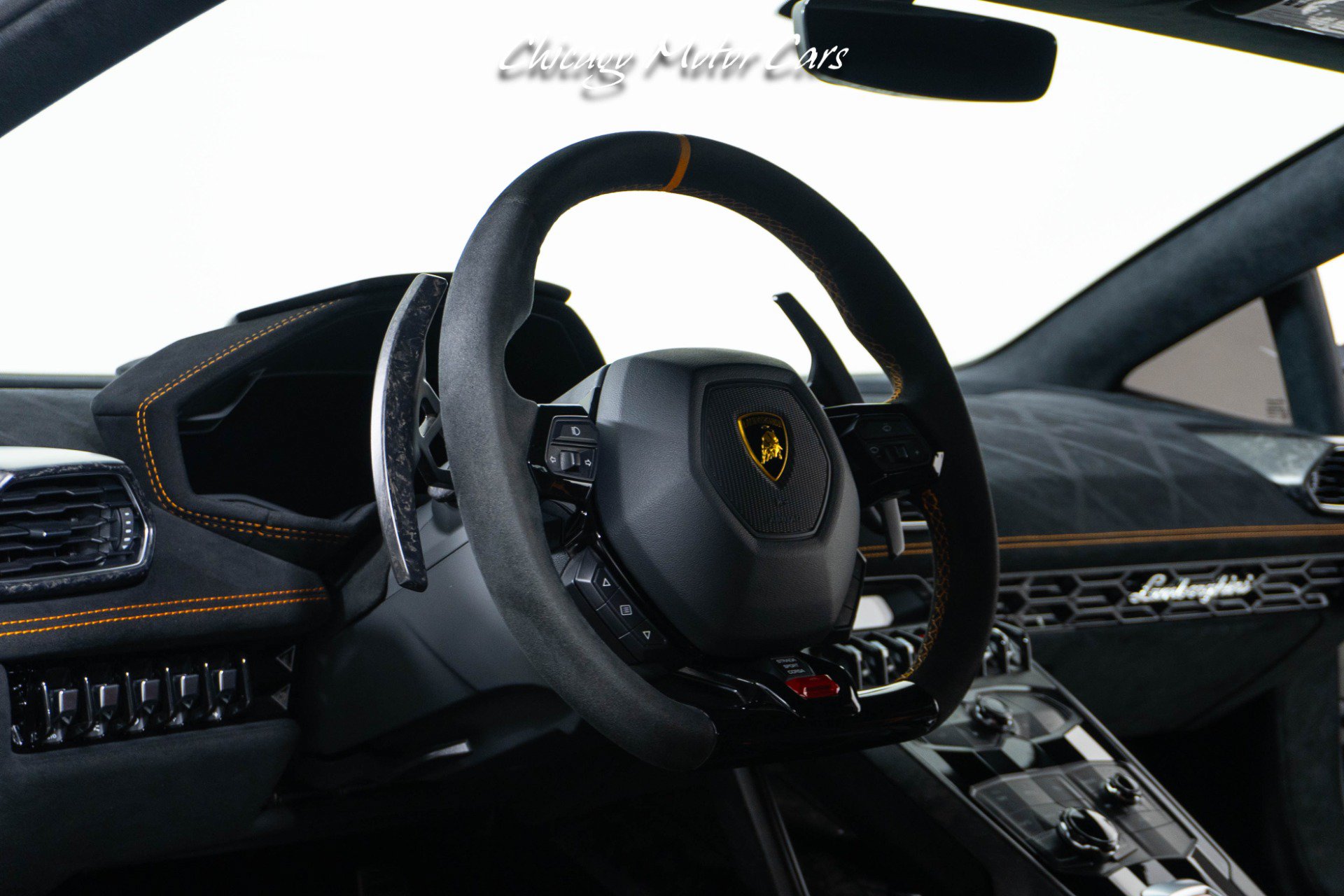 Used 2018 Lamborghini Huracan AWD/4WD image 44