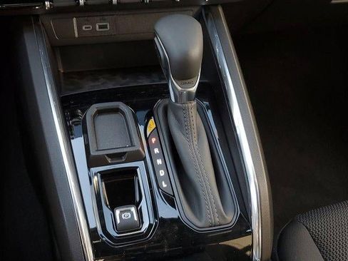 New 2025 GMC Canyon Elevation image 28