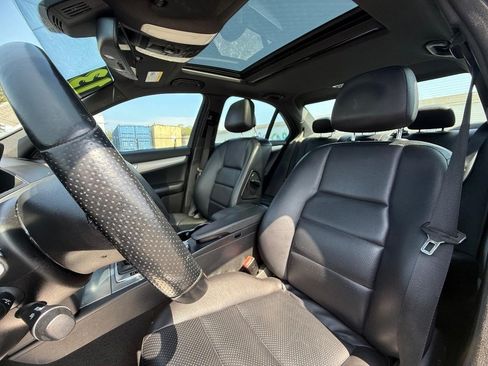 Used 2013 Mercedes-Benz C 250 Sedan image 12
