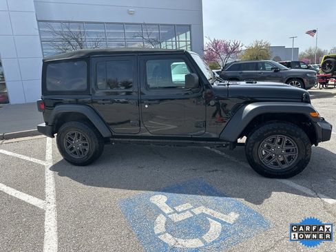 Used 2024 Jeep Wrangler Sport S image 35