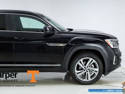 Used 2024 Volkswagen Atlas Cross Sport SEL R-Line AWD/4WD image 50