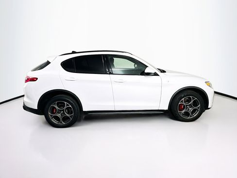 Used 2022 Alfa Romeo Stelvio Ti w/ Active Assist Plus Package image 10