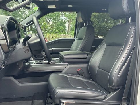Used 2024 Ford F150 Lariat w/ Equipment Group 502A High AWD/4WD image 9