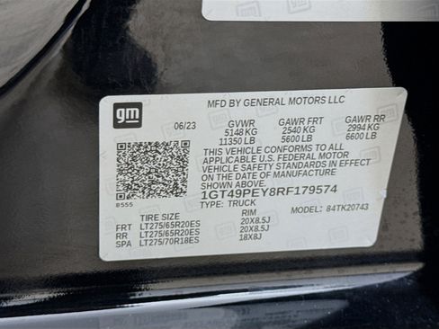 Used 2024 GMC Sierra 2500 AT4 w/ Technology Package image 35