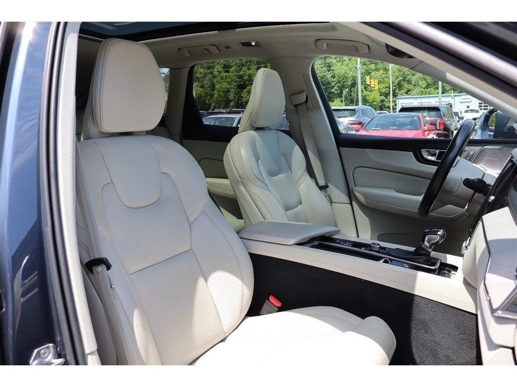 Used 2021 Volvo XC60 T5 Inscription w/ Protection Package Premier AWD/4WD image 24