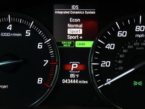 Used 2017 Acura TLX V6 w/ Technology Package FWD image 44