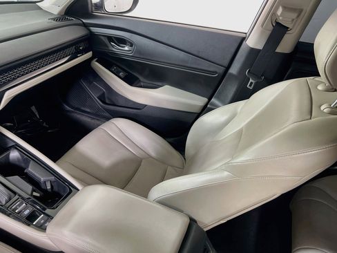 Used 2023 Honda Accord Touring image 23